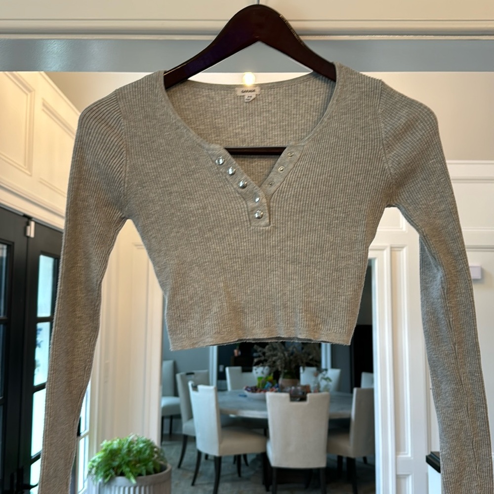 Garage crop top shirt silver snap Sz small women’s Henley